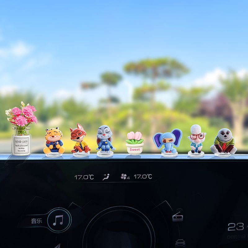 Zootopia cartoon car ornament  - đánh giá và giá Car Accessories For Dashboard